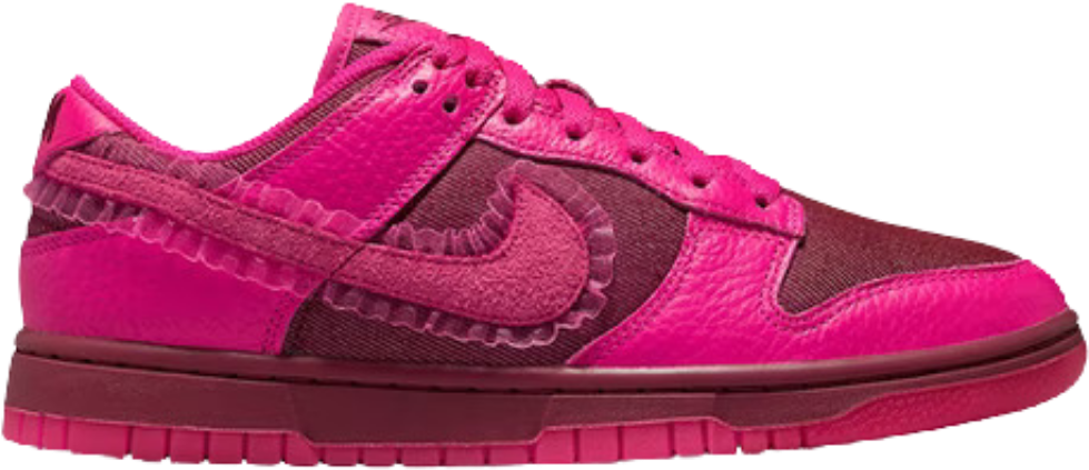 Nike Dunk Low Valentine's Day (2022) (Women's)