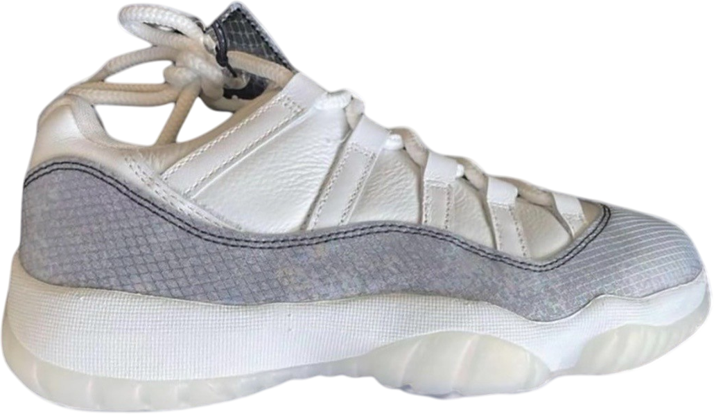 Air Jordan 11 Low  Year of the Snake 